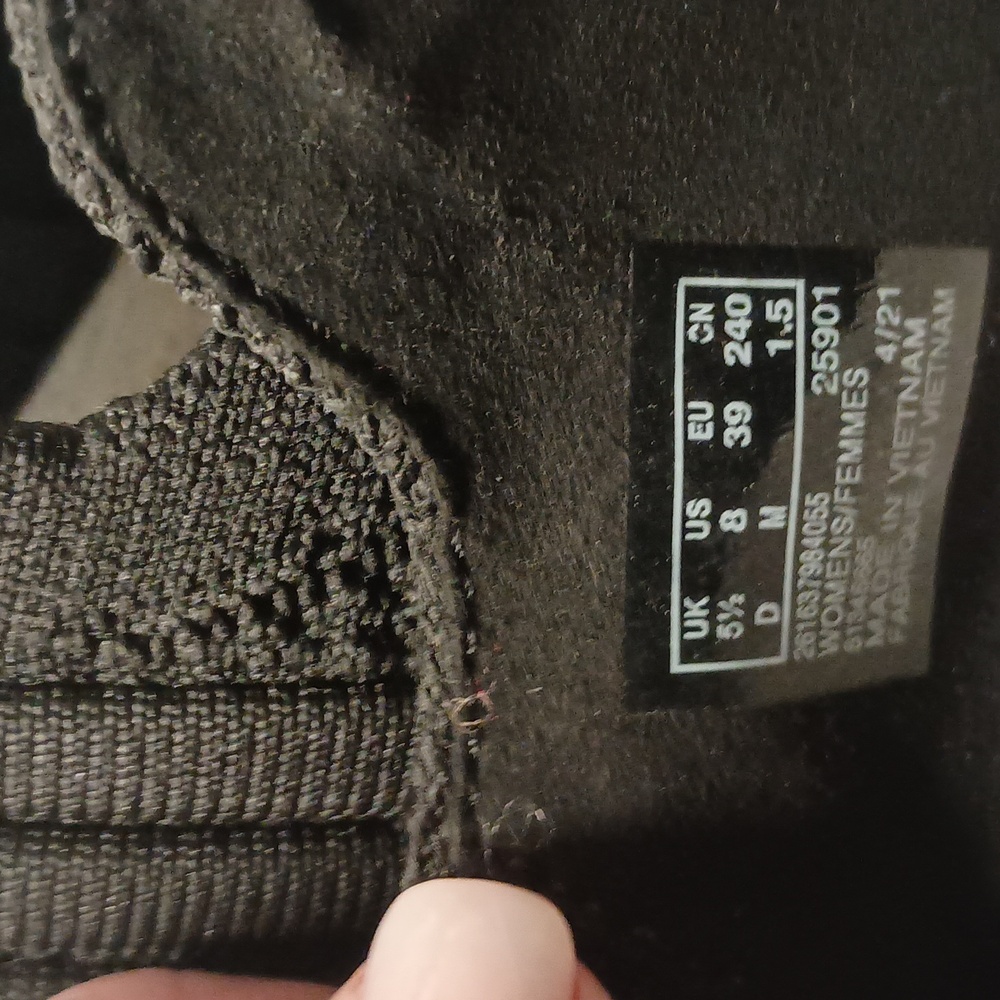 Clarks - Picture 8 of 8